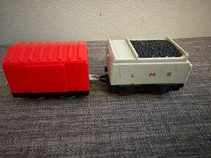 Thomas & Friends Trackmaster LMS Coal Car  & Red Covered Cargo Car